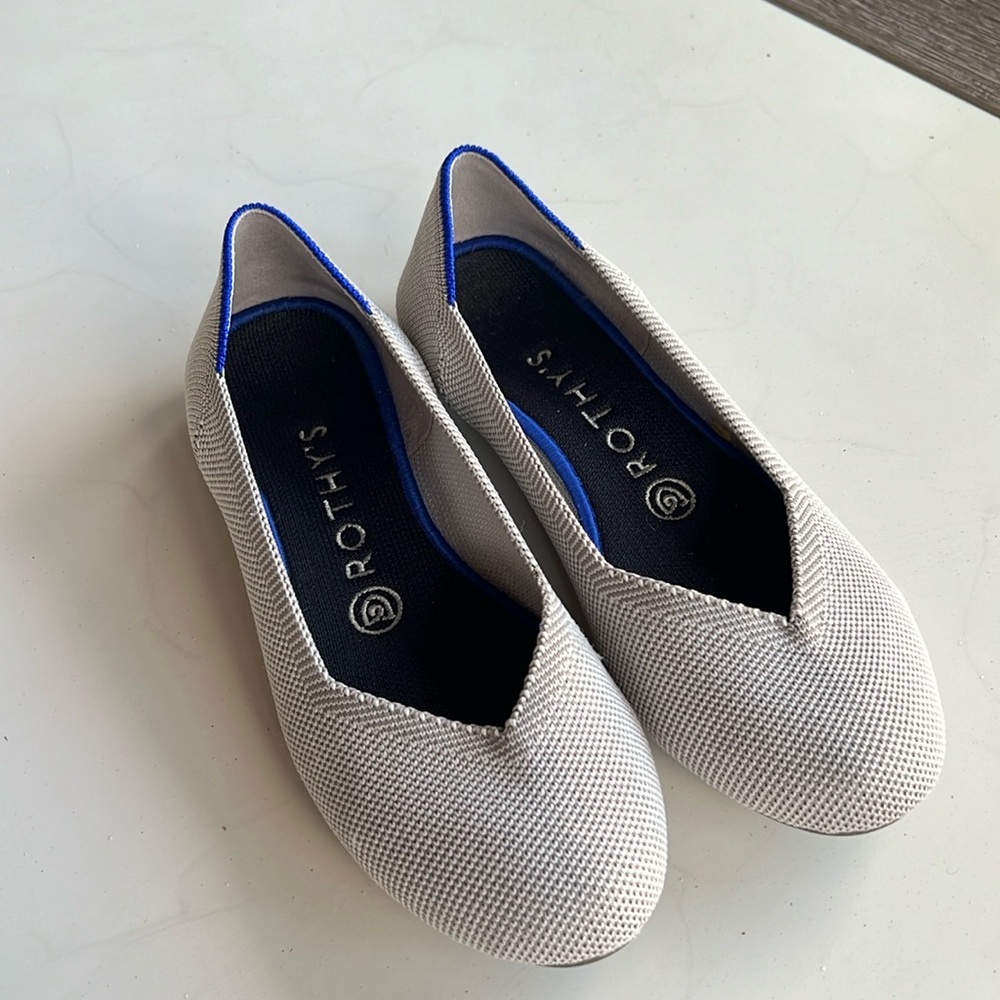 Rothy’s The Flat Light Grey Size 7